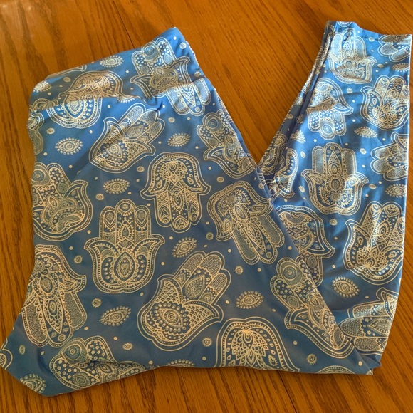 LuLaRoe Pants - LuLaRoe TC2 Leggings - NWOT